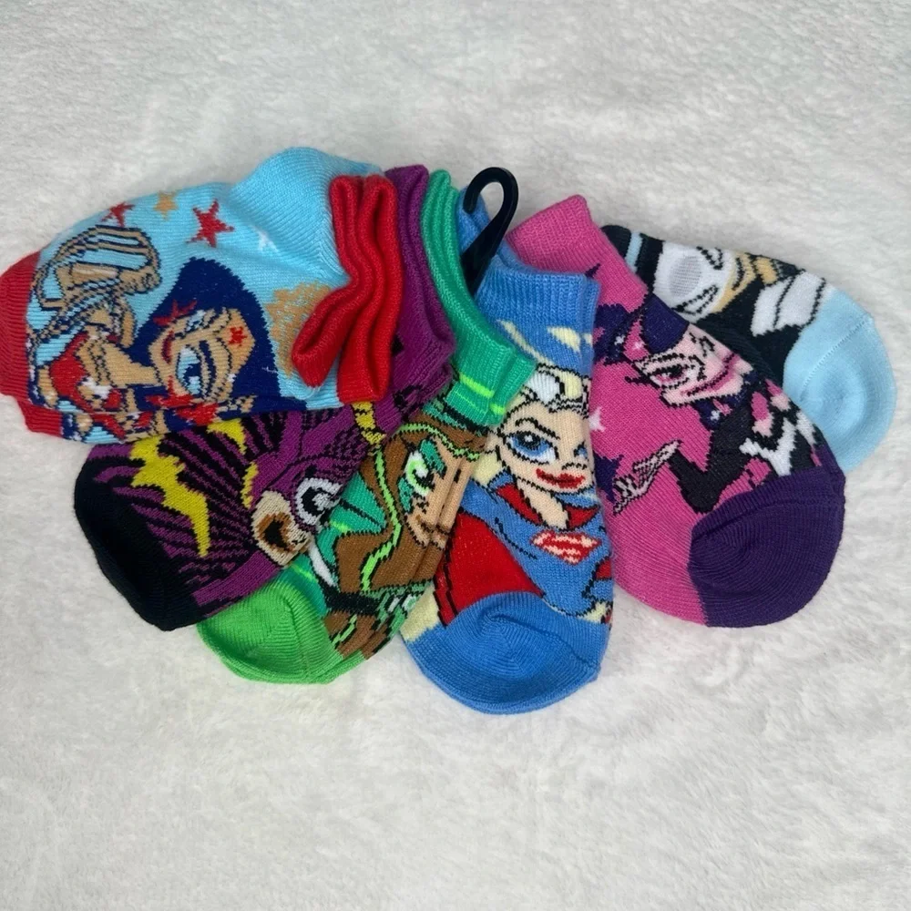 COMICS SUPER HERO GIRLS 6 Pair Anklet Socks Kids Toddler, Shoe Size 4-7.5 NEW